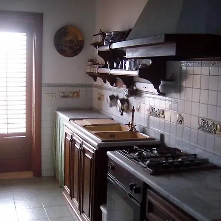 Casa Del Gelso Feriehus Cefalù