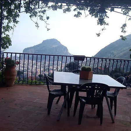 Holiday home Casa Del Gelso Cefalu